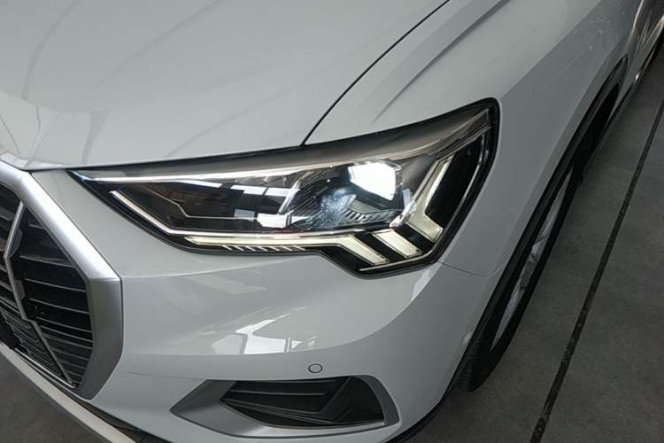 Used Audi Q3 2021 35 TFSI Fashionable and Elegant Model Left Front Headlight