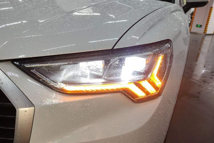 Used Audi Q3 2021 35 TFSI Advanced Style Edition Left Front Headlight