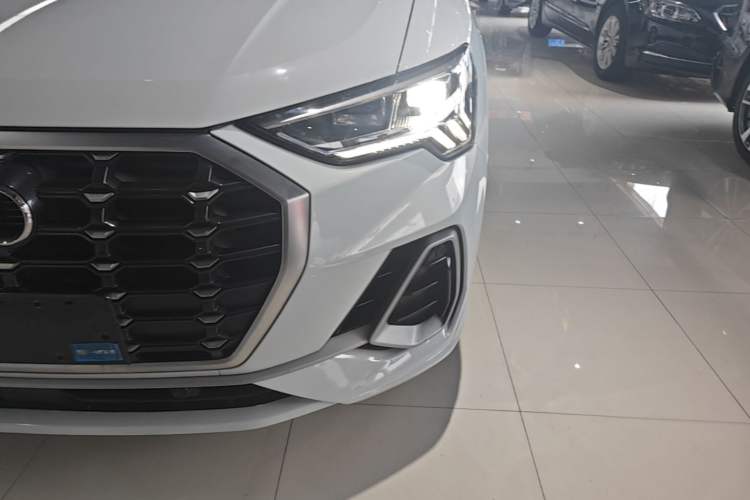 Used Audi Q3 2021 35 TFSI Progressive Dynamic Edition Left Front Headlight