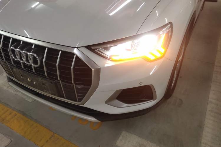 Used Audi Q3 2021 35 TFSI Fashionable and Elegant Model Left Front Headlight