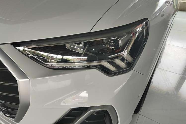 Used Audi Q3 2021 35 TFSI Fashion Dynamic Model Left Front Headlight