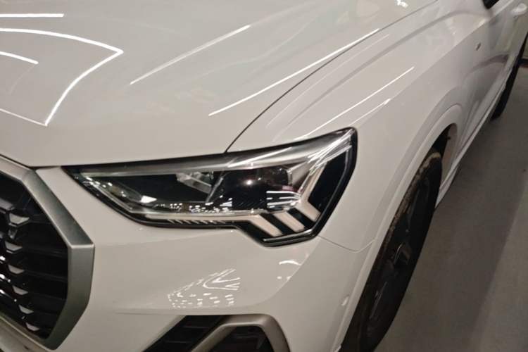 Used Audi Q3 2021 35 TFSI Fashion Dynamic Model Left Front Headlight