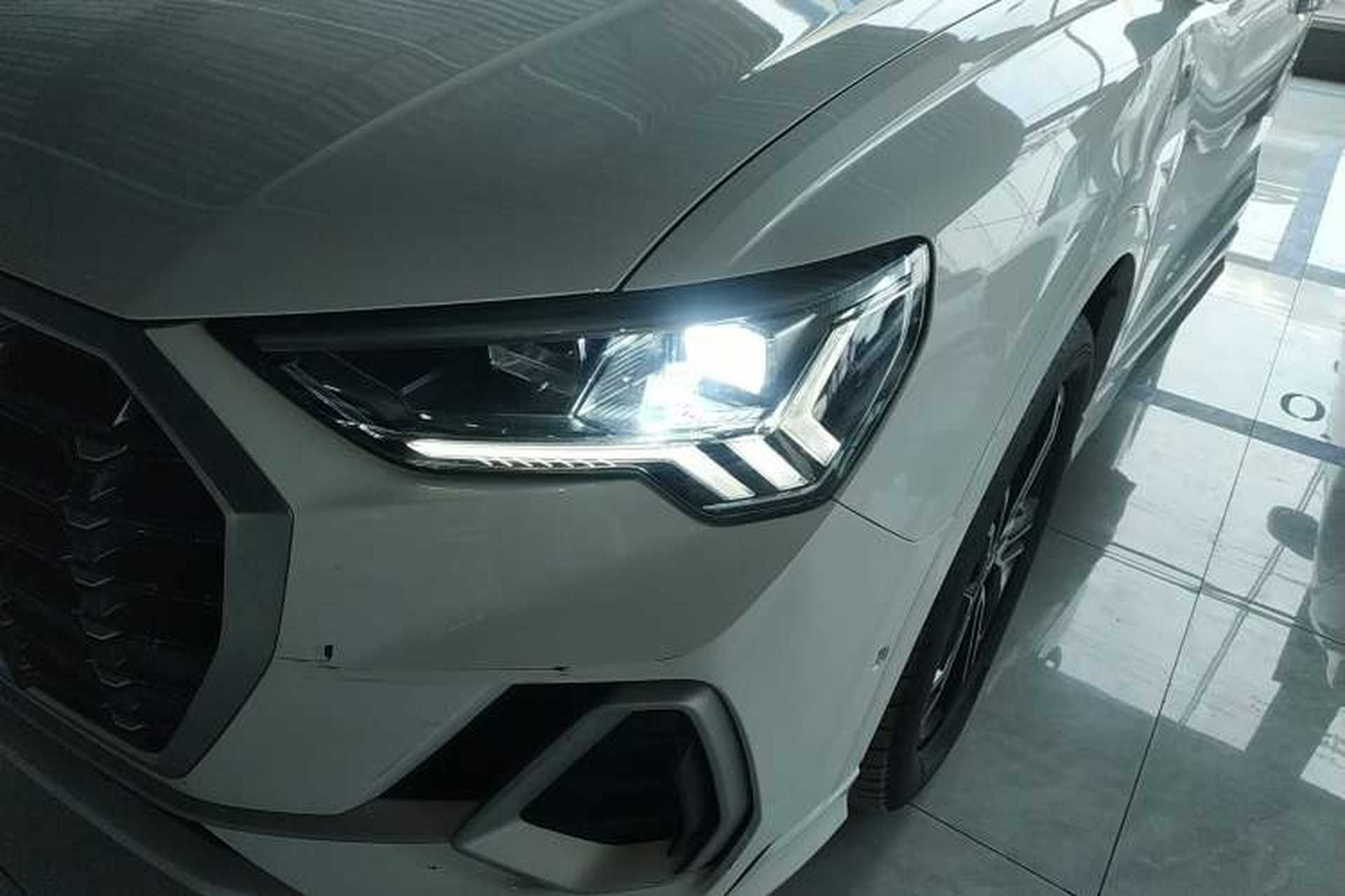 Used Audi Q3 2021 45 TFSI quattro Fashion Dynamic Model Left Front Headlight