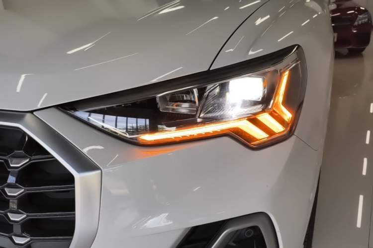 Used Audi Q3 2021 35 TFSI Fashion Dynamic Model Left Front Headlight