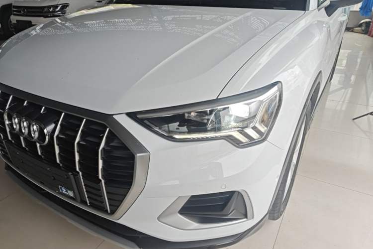 Used Audi Q3 2021 35 TFSI Fashionable and Elegant Model Left Front Headlight