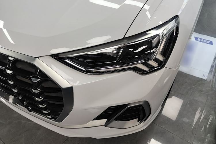 Used Audi Q3 2021 35 TFSI Progressive Dynamic Edition Left Front Headlight