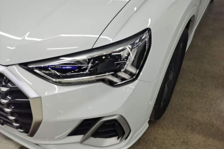 Used Audi Q3 2021 35 TFSI Fashion Dynamic Model Left Front Headlight