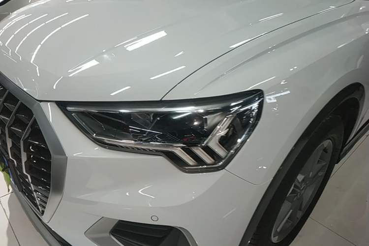 Used Audi Q3 2021 35 TFSI Advanced Style Edition Left Front Headlight