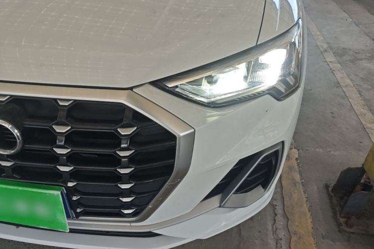 Used Audi Q3 2021 35 TFSI Progressive Dynamic Edition Left Front Headlight