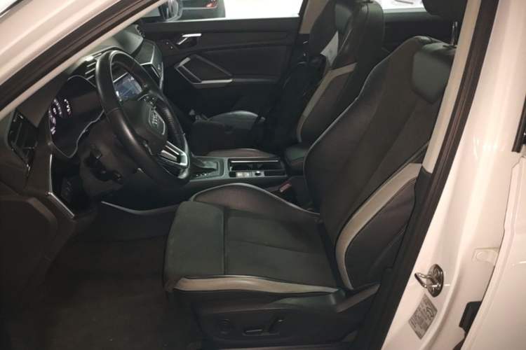Used Audi Q3 2021 35 TFSI Progressive Dynamic Edition Left Front Seat