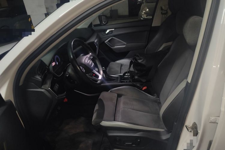 Used Audi Q3 2021 35 TFSI Progressive Dynamic Edition Left Front Seat