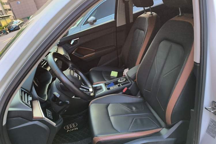 Used Audi Q3 2021 35 TFSI Fashionable and Elegant Model Left Front Seat