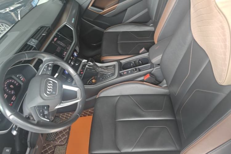 Used Audi Q3 2021 35 TFSI Fashionable and Elegant Model Left Front Seat