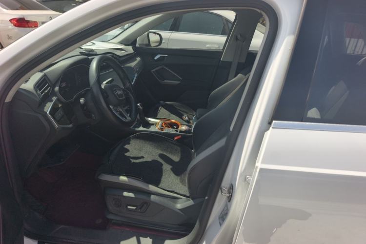 Used Audi Q3 2021 35 TFSI Progressive Dynamic Edition Left Front Seat