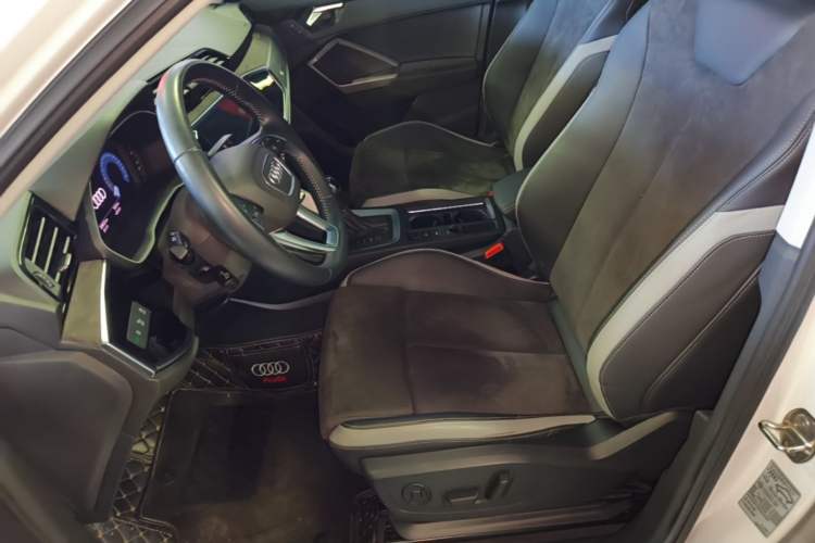 Used Audi Q3 2021 35 TFSI Progressive Dynamic Edition Left Front Seat