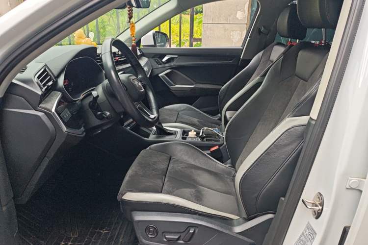 Used Audi Q3 2021 35 TFSI Progressive Dynamic Edition Left Front Seat