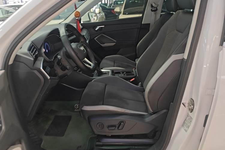 Used Audi Q3 2021 35 TFSI Progressive Dynamic Edition Left Front Seat
