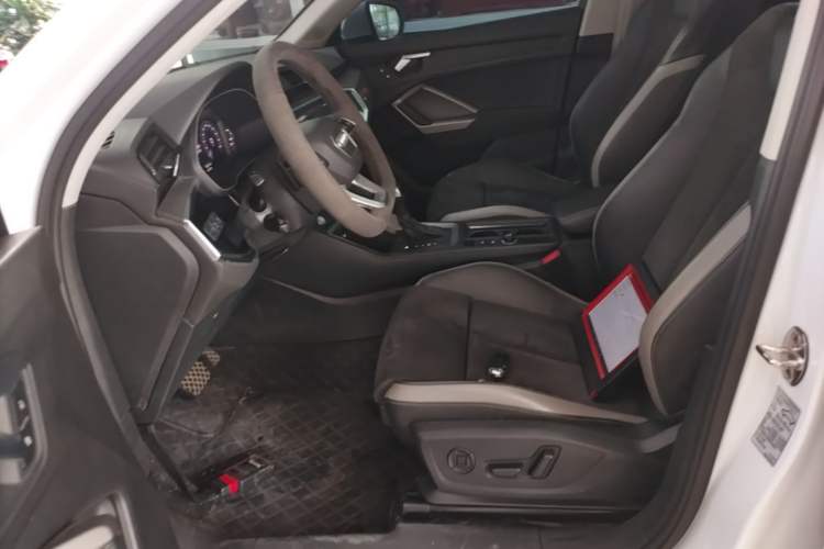 Used Audi Q3 2021 35 TFSI Progressive Dynamic Edition Left Front Seat