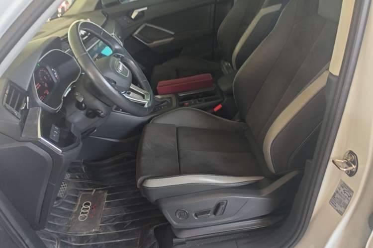 Used Audi Q3 2021 35 TFSI Progressive Dynamic Edition Left Front Seat