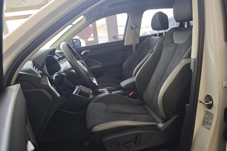 Used Audi Q3 2021 35 TFSI Progressive Dynamic Edition Left Front Seat