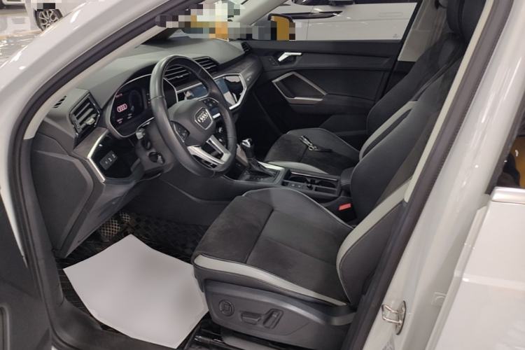 Used Audi Q3 2021 35 TFSI Progressive Dynamic Edition Left Front Seat