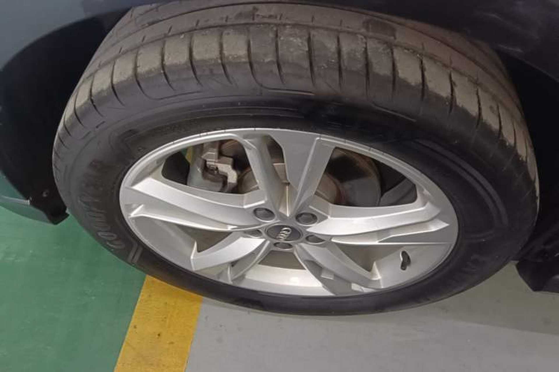 Used Audi Q3 2021 35 TFSI Fashionable and Elegant Model Left Front Wheel Hub