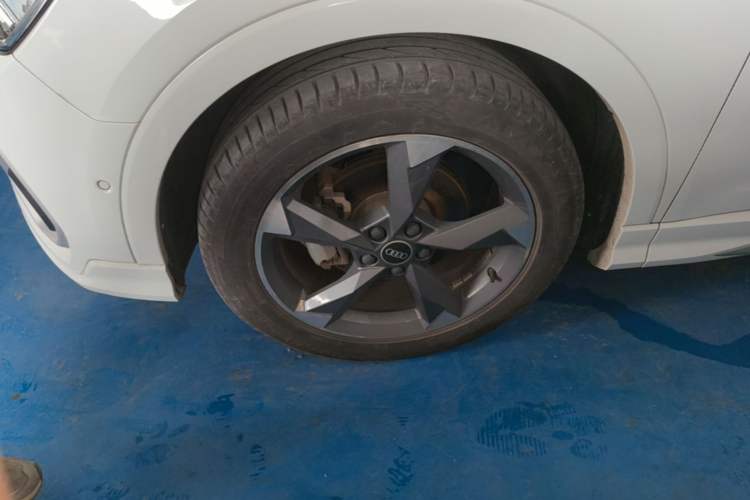 Used Audi Q3 2021 35 TFSI Fashion Dynamic Model Left Front Wheel Hub