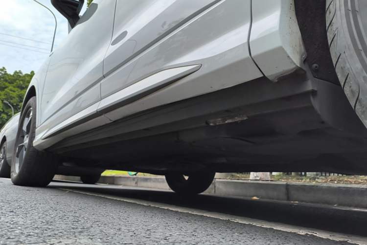 Used Audi Q3 2021 35 TFSI Fashion Dynamic Model Left Side Sill