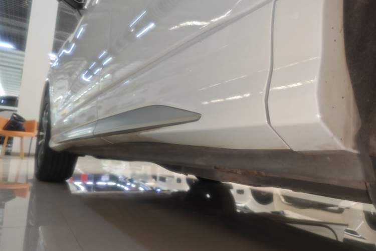 Used Audi Q3 2021 35 TFSI Progressive Dynamic Edition Left Side Sill