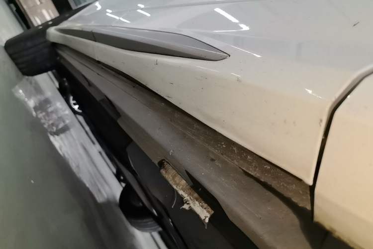 Used Audi Q3 2021 35 TFSI Progressive Dynamic Edition Left Side Sill