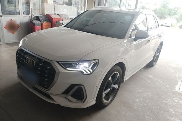 Used Audi Q3 2021 35 TFSI Fashion Dynamic Model
