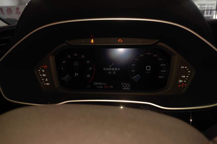 Used Audi Q3 2021 35 TFSI Progressive Dynamic Edition Odometer Close Up