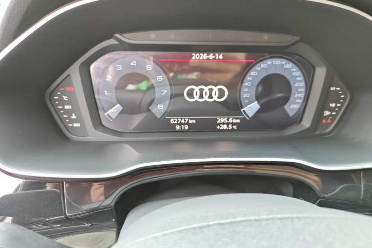 Used Audi Q3 2021 35 TFSI Advanced Style Edition Odometer Close Up