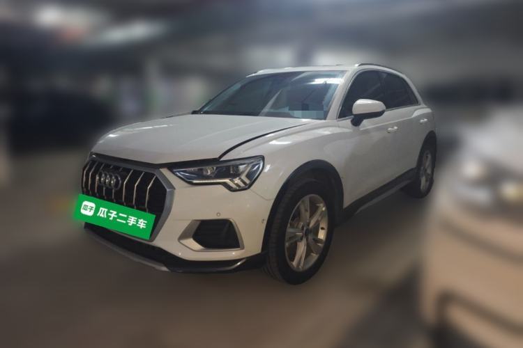 Used Audi Q3 2021 35 TFSI Fashionable and Elegant Model Guazi used car, China used car export, Used car for sale, Used  cars, Cheapest cars for sale