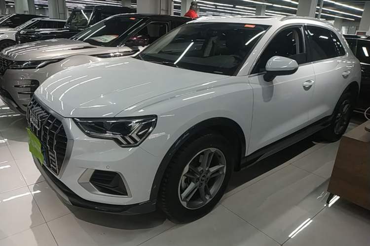 Used Audi Q3 2021 35 TFSI Advanced Style Edition Guazi used car, China used car export, Used car for sale, Used cars, Cheapest cars for sale