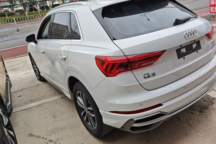 Used Audi Q3 2021 35 TFSI Progressive Dynamic Edition Rear Left 45 Deg
