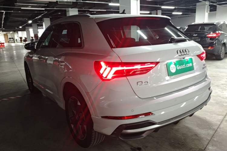 Used Audi Q3 2021 35 TFSI Progressive Dynamic Edition Rear Left 45 Deg