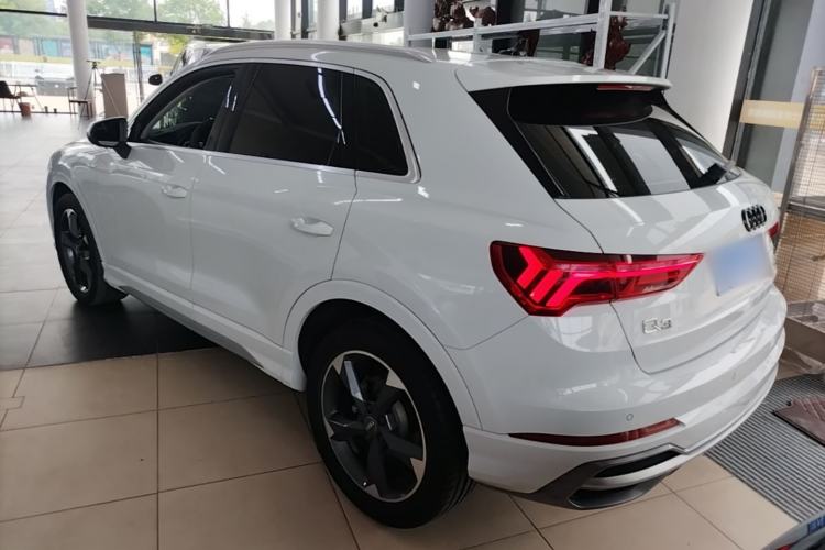 Used Audi Q3 2021 35 TFSI Progressive Dynamic Edition Rear Left 45 Deg