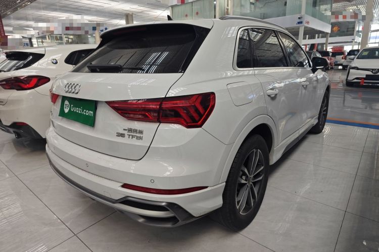 Used Audi Q3 2021 35 TFSI Progressive Dynamic Edition Rear Right 45 Deg