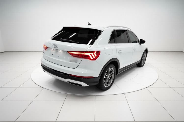Used Audi Q3 2021 35 TFSI Advanced Style Edition Rear Right 45 Deg