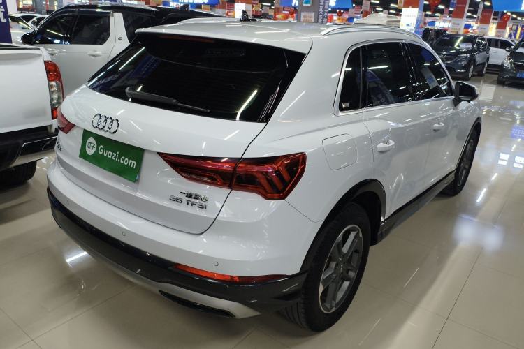 Used Audi Q3 2021 35 TFSI Advanced Style Edition Rear Right 45 Deg