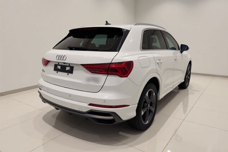 Used Audi Q3 2021 35 TFSI Progressive Dynamic Edition Rear Right 45 Deg