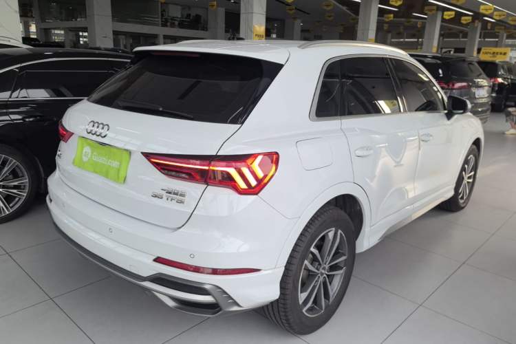 Used Audi Q3 2021 35 TFSI Progressive Dynamic Edition Rear Right 45 Deg