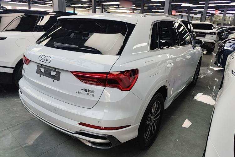 Used Audi Q3 2021 35 TFSI Progressive Dynamic Edition Rear Right 45 Deg