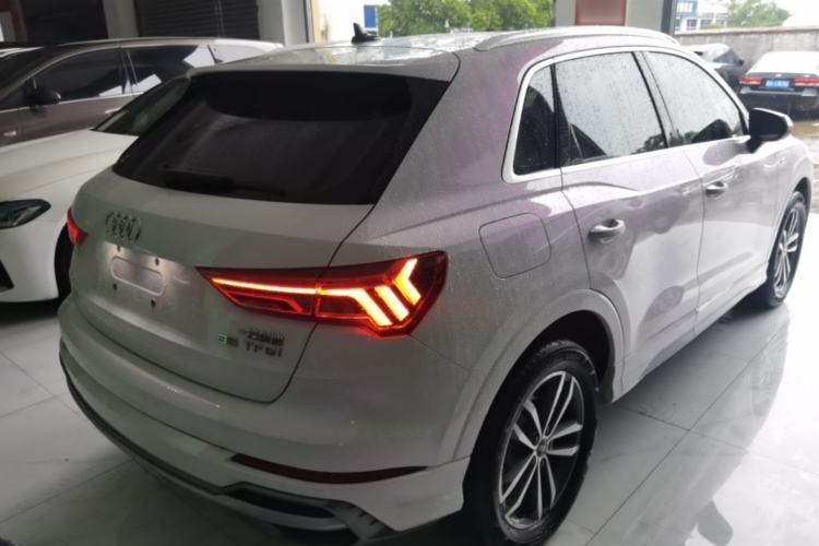 Used Audi Q3 2021 35 TFSI Progressive Dynamic Edition Rear Right 45 Deg