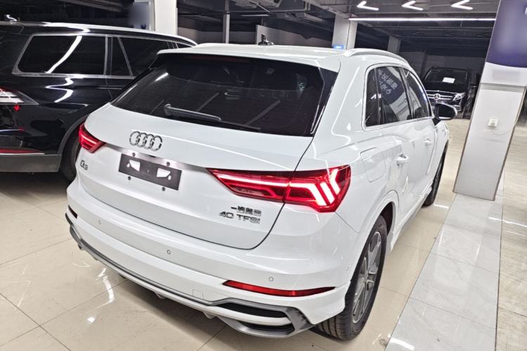 Used Audi Q3 2021 40 TFSI Fashion Dynamic Model Rear Right 45 Deg