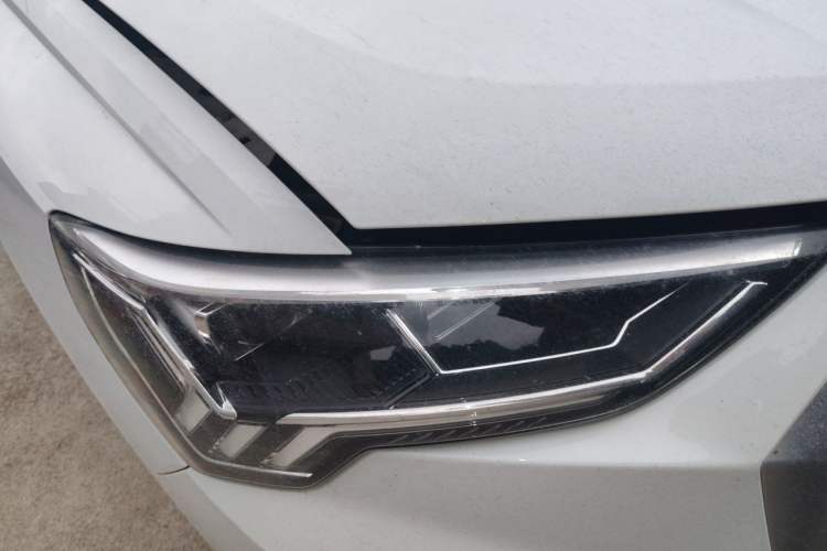 Used Audi Q3 2021 35 TFSI Fashion Dynamic Model Right Front Headlight
