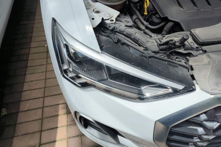 Used Audi Q3 2021 40 TFSI Fashion Dynamic Model Right Front Headlight
