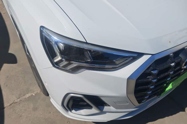 Used Audi Q3 2021 35 TFSI Progressive Dynamic Edition Right Front Headlight