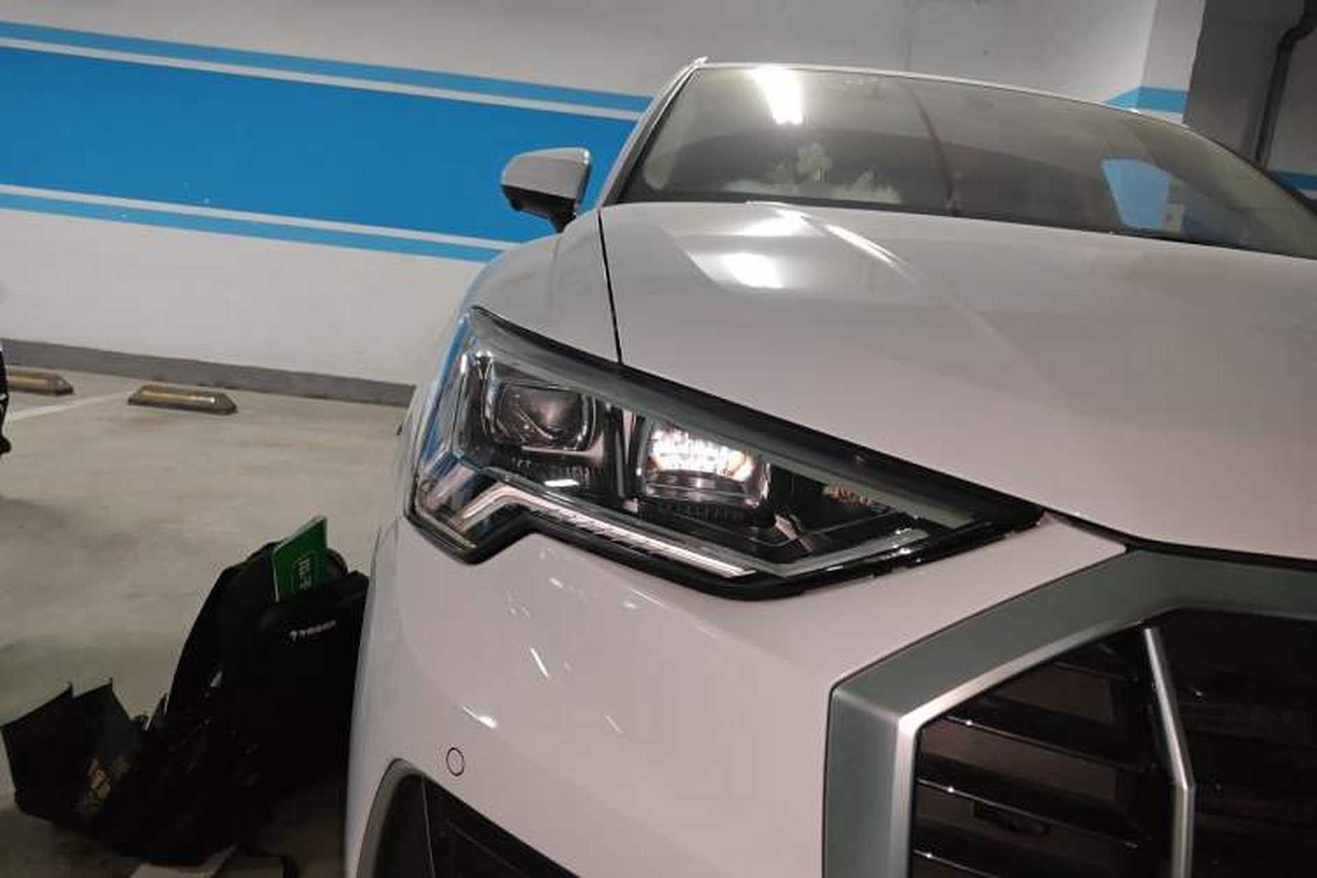 Used Audi Q3 2021 35 TFSI Fashionable and Elegant Model Right Front Headlight